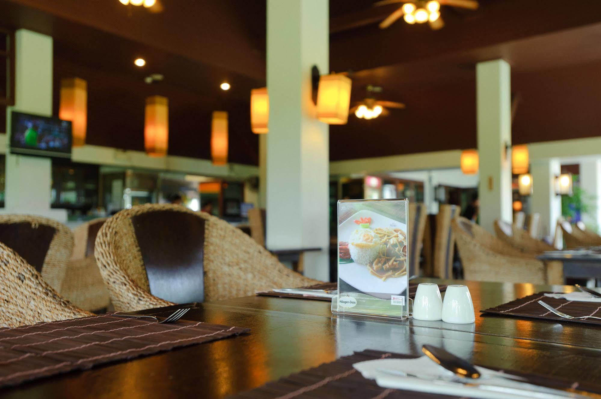 Chiangmai Highlands Golf And Spa Resort Mae On Ngoại thất bức ảnh
